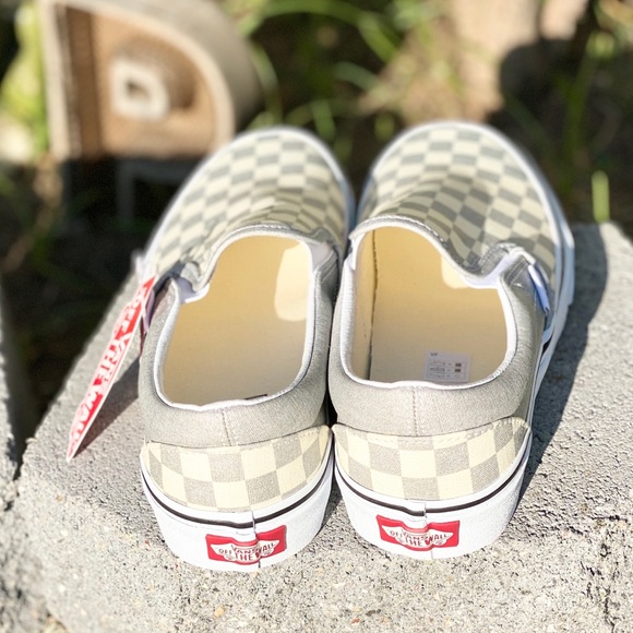 New Vans Silver checkered slip on shoes - Picture 4 of 6